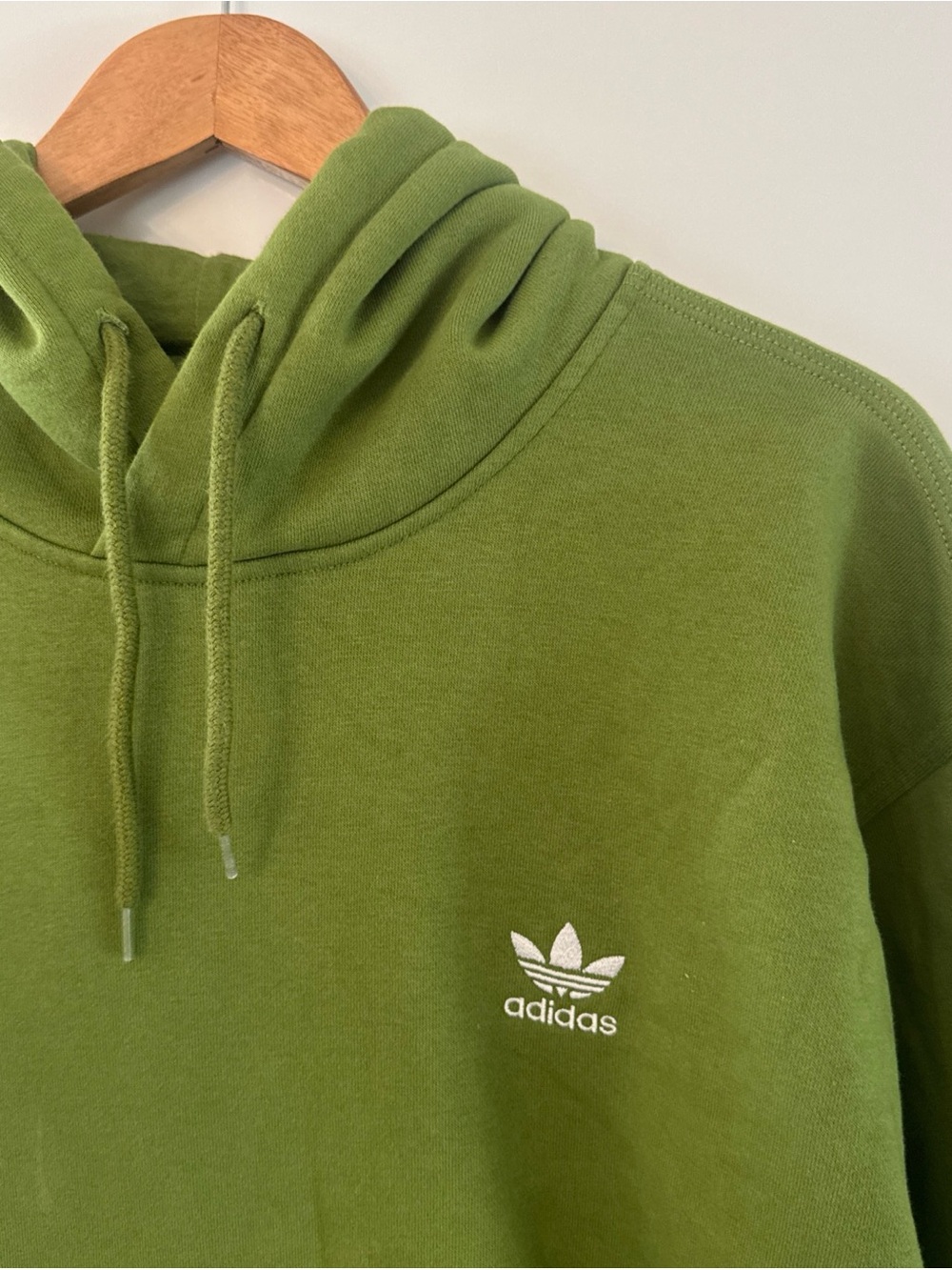 Adidas olive green Originals Essentials Trefoil Hoodie Size XL Sweatshirt - Picture 3 of 8